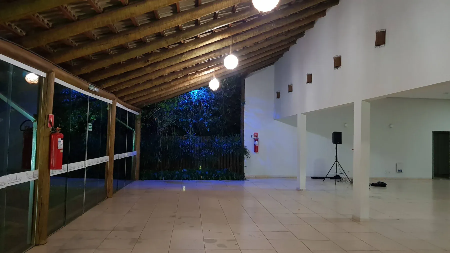Chácara de eventos: ambiente e entorno