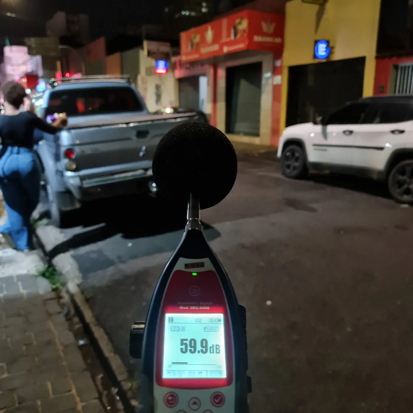 Lanchonete: avaliação acústica no entorno